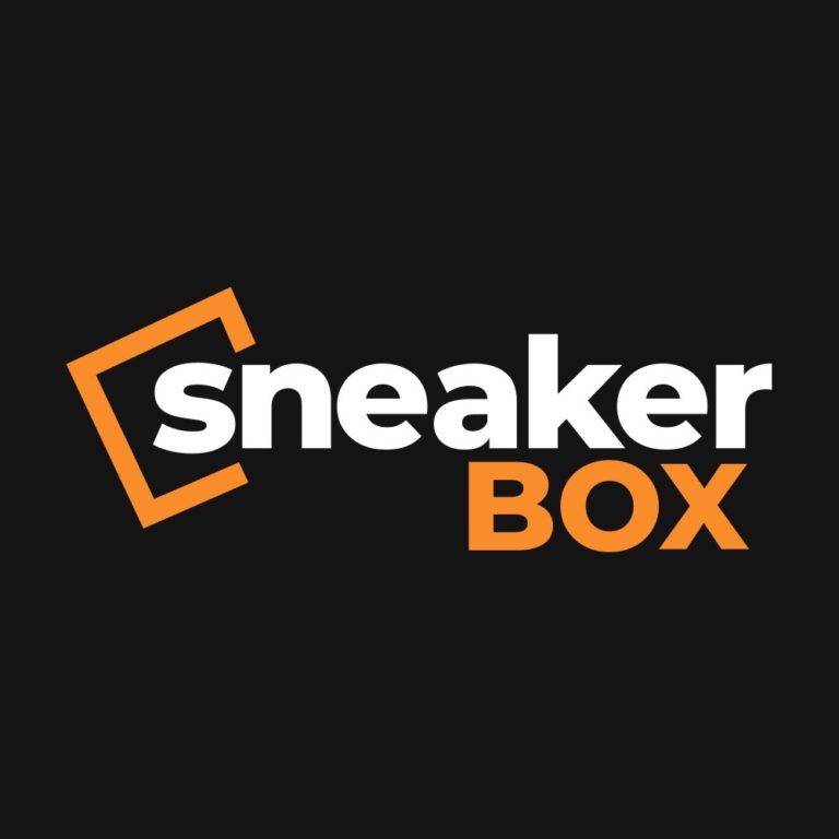 SneakerBOX открылся в Мегамаге